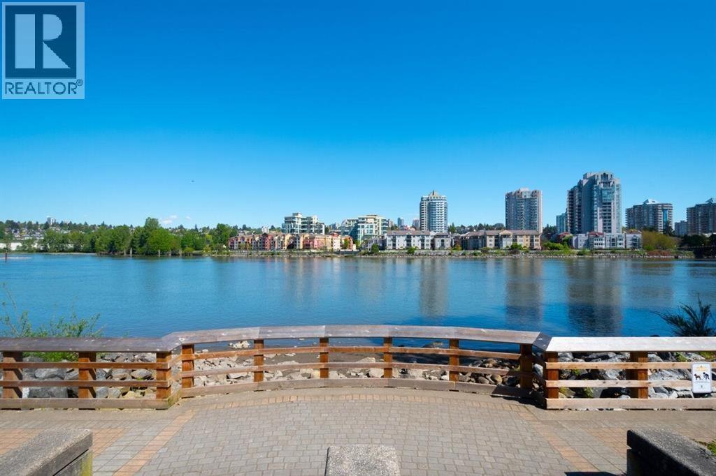 Photo of 211 83 STAR CRESCENT 27
