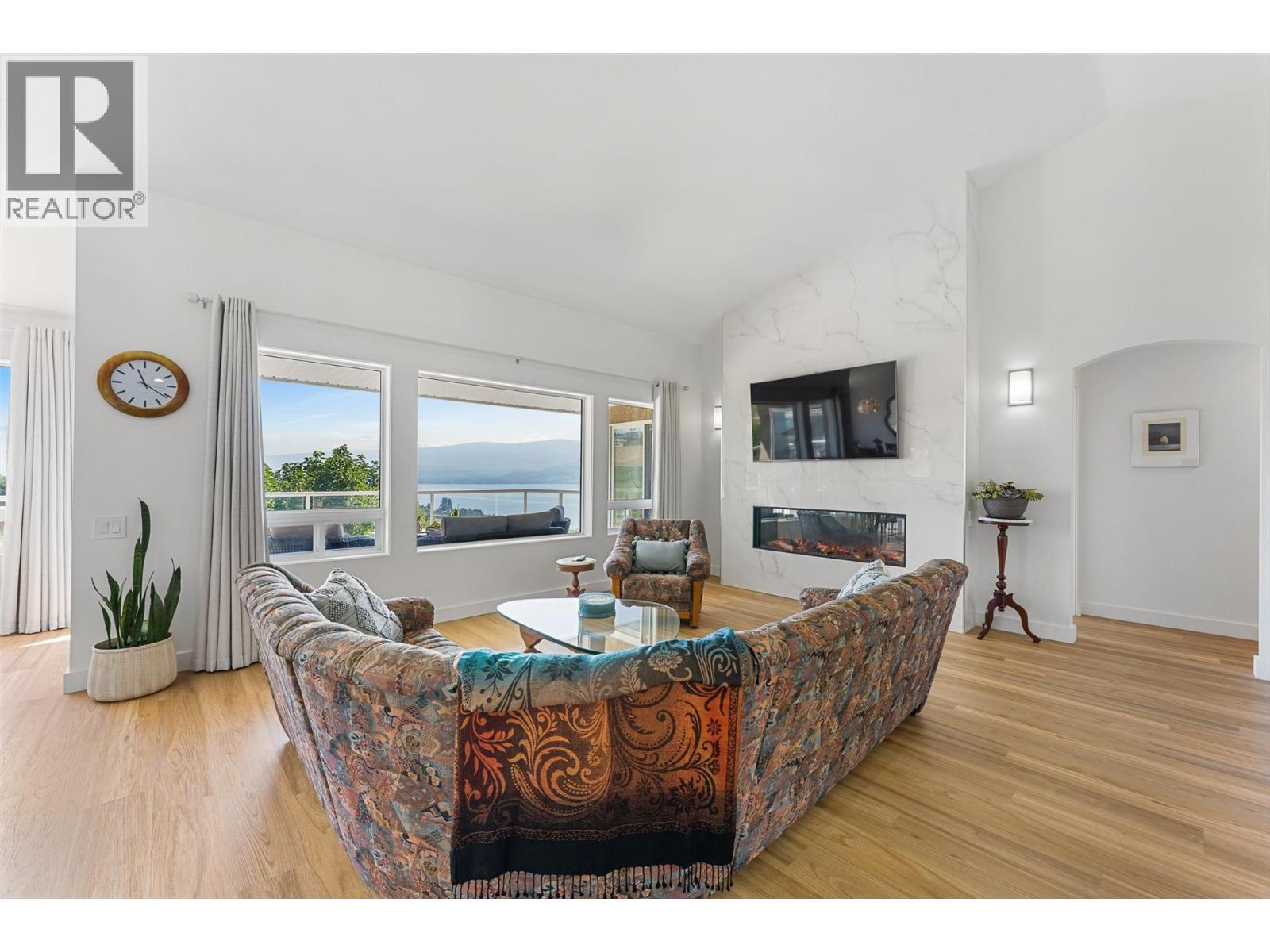 3333 Chancellor Place Unit# 4, West Kelowna - Image 1