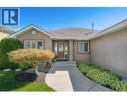 3pc Bathroom - 3333 Chancellor Place Unit# 4, West Kelowna, BC V4T2S9 Photo 6