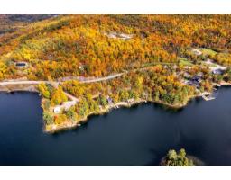 840 Route Du Carrefour, Val Des Monts, QC J8N5C8 Photo 9