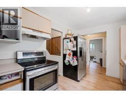 2099 Shawnigan Lake Rd, Shawnigan Lake, BC V8H2B5 Photo 16