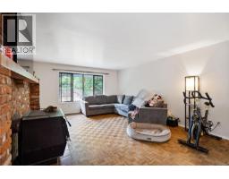 2099 Shawnigan Lake Rd, Shawnigan Lake, BC V8H2B5 Photo 20