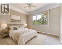 Living room - 3278 Henderson Rd, Oak Bay, BC V8P5A6 Photo 14