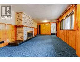 3278 Henderson Rd, Oak Bay, BC V8P5A6 Photo 21