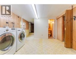 3278 Henderson Rd, Oak Bay, BC V8P5A6 Photo 26