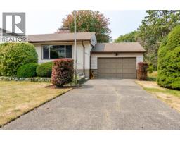 3278 Henderson Rd, Oak Bay, BC V8P5A6 Photo 31