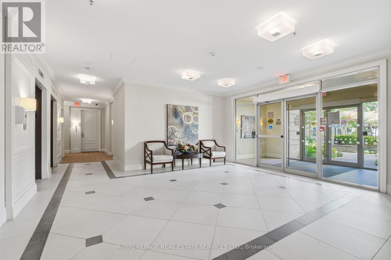 10 Bloorview Place — photo 12