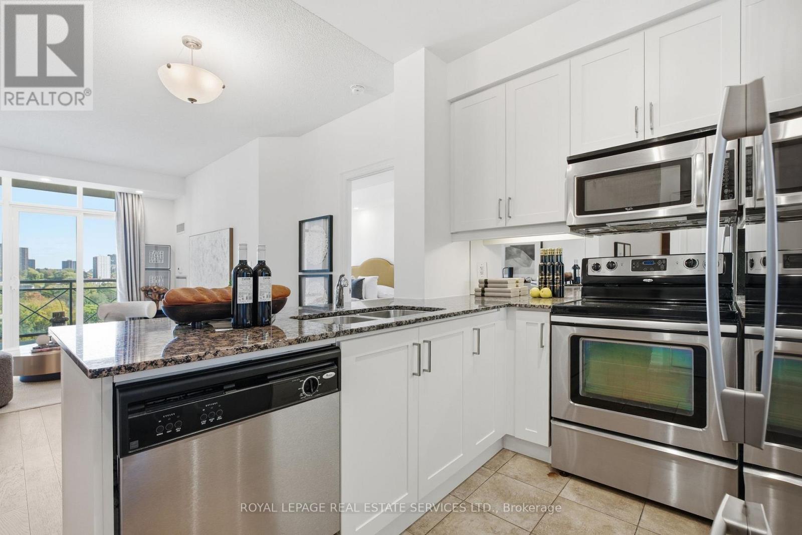 10 Bloorview Place — photo 29