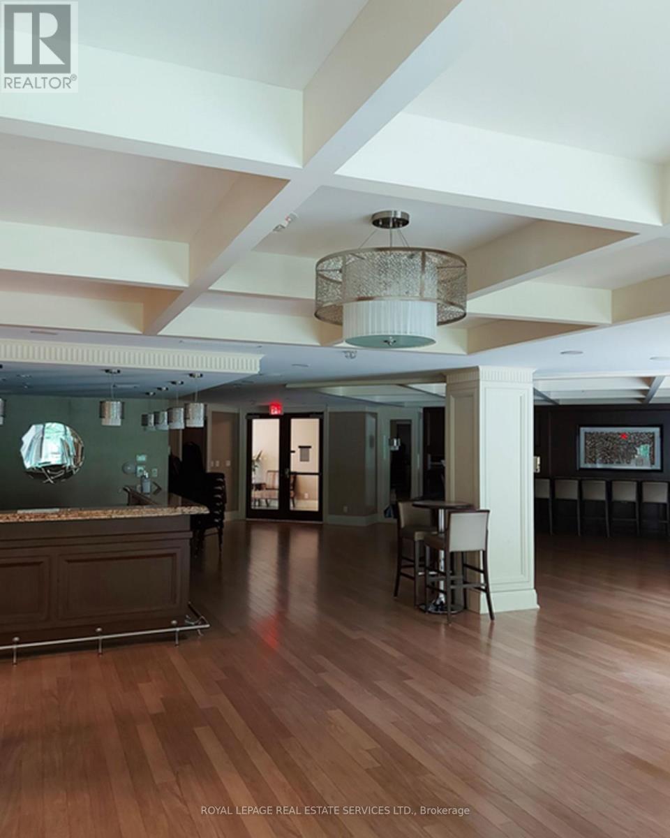 10 Bloorview Place — photo 4