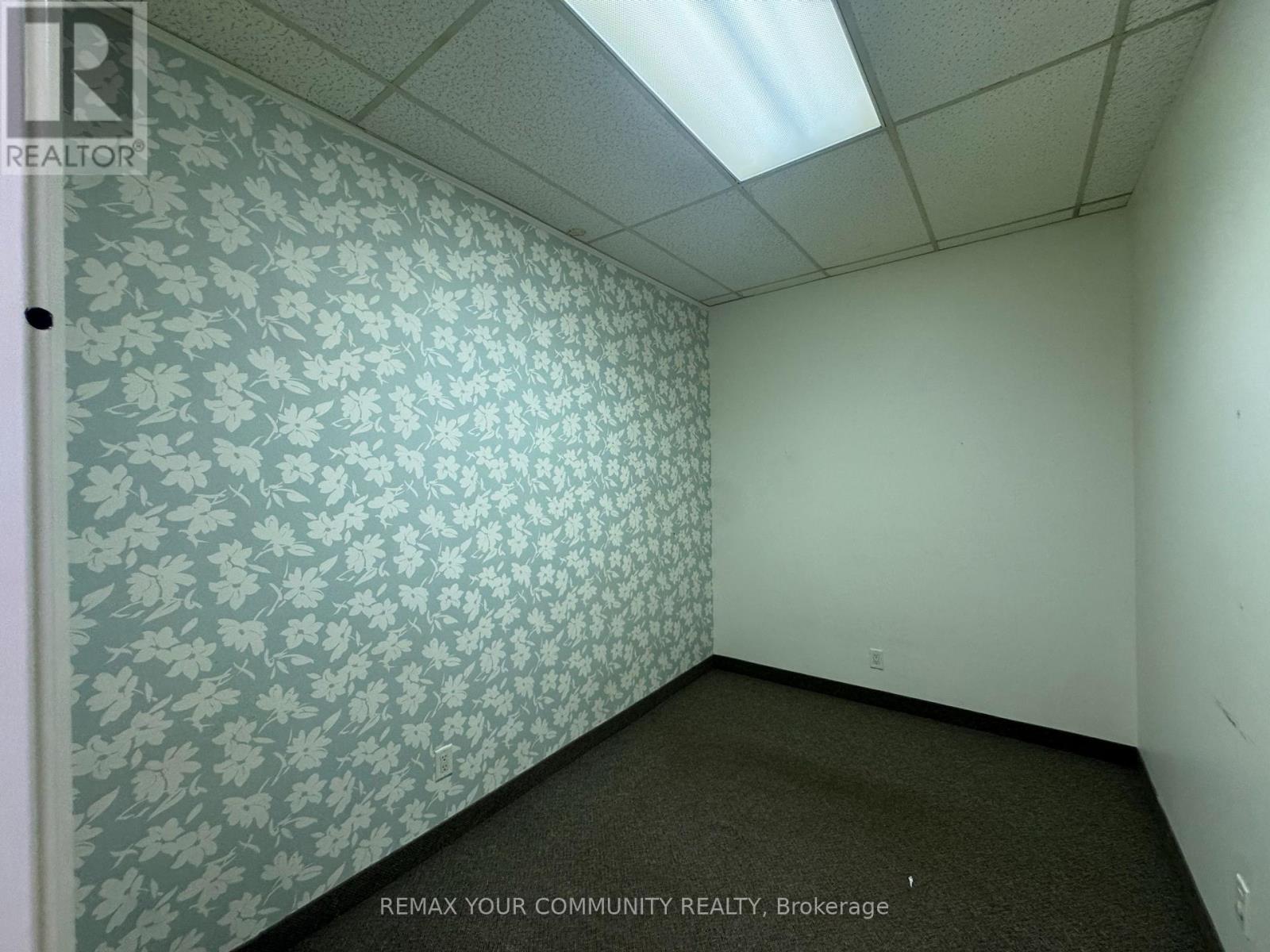 358 Main Street West — photo 16