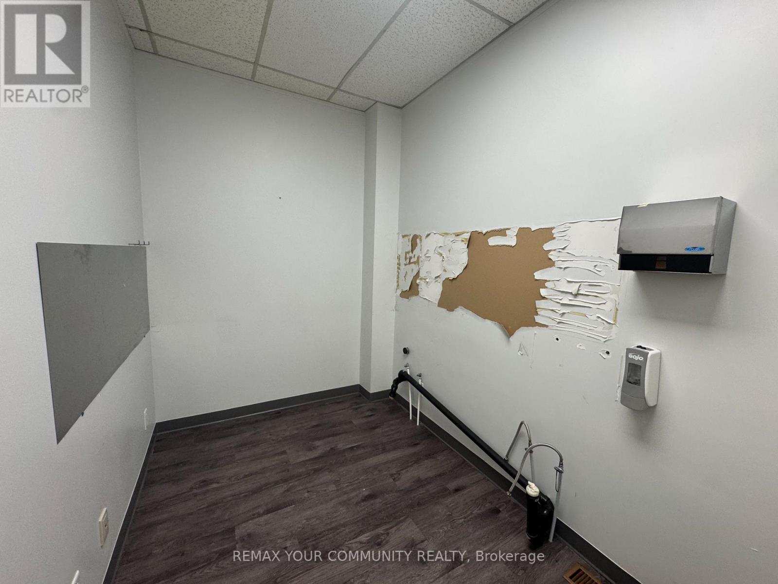 358 Main Street West — photo 11