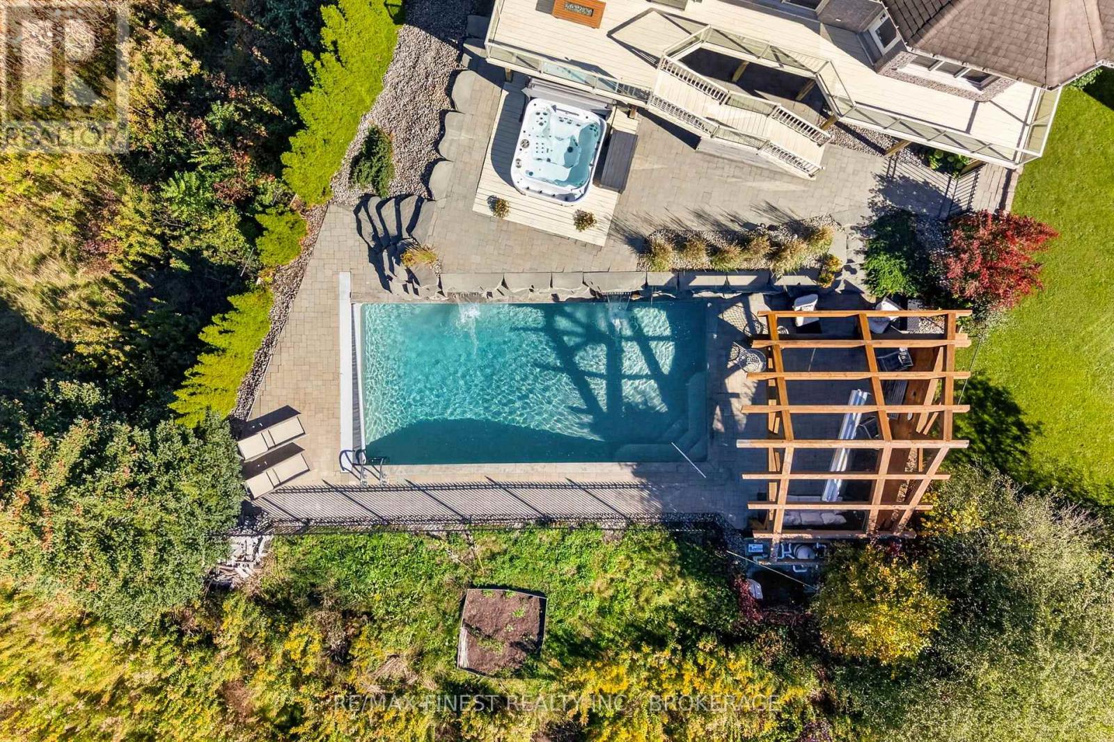 710 Kananaskis Drive — photo 48