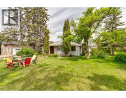 8808 48 Avenue - photo 2