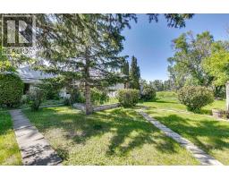 8808 48 Avenue - photo 9