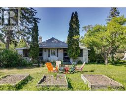 8808 48 Avenue - photo 5