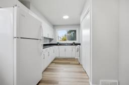 212 Lake Ridge Road, Winnipeg, MB R2K1K4 Photo 8