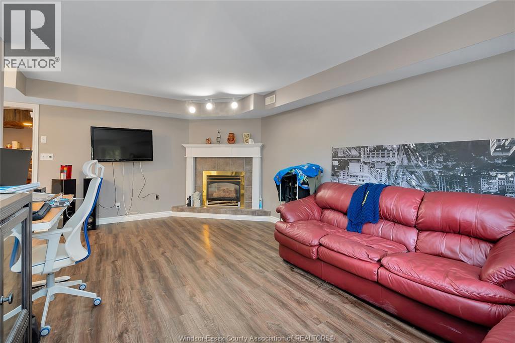 24 Matier — photo 21