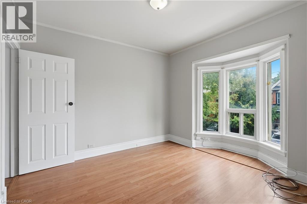 418 Main Street West — photo 29