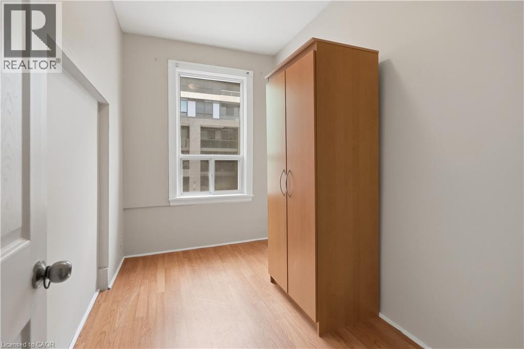 418 Main Street West — photo 30