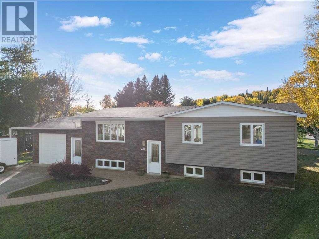 34 Lynne Court — photo 40