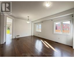Bedroom 2 - 47 Mynden Way, Newmarket, ON L3X3A8 Photo 6