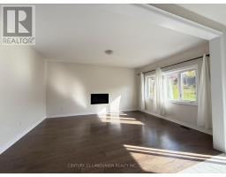 Bedroom 3 - 47 Mynden Way, Newmarket, ON L3X3A8 Photo 7