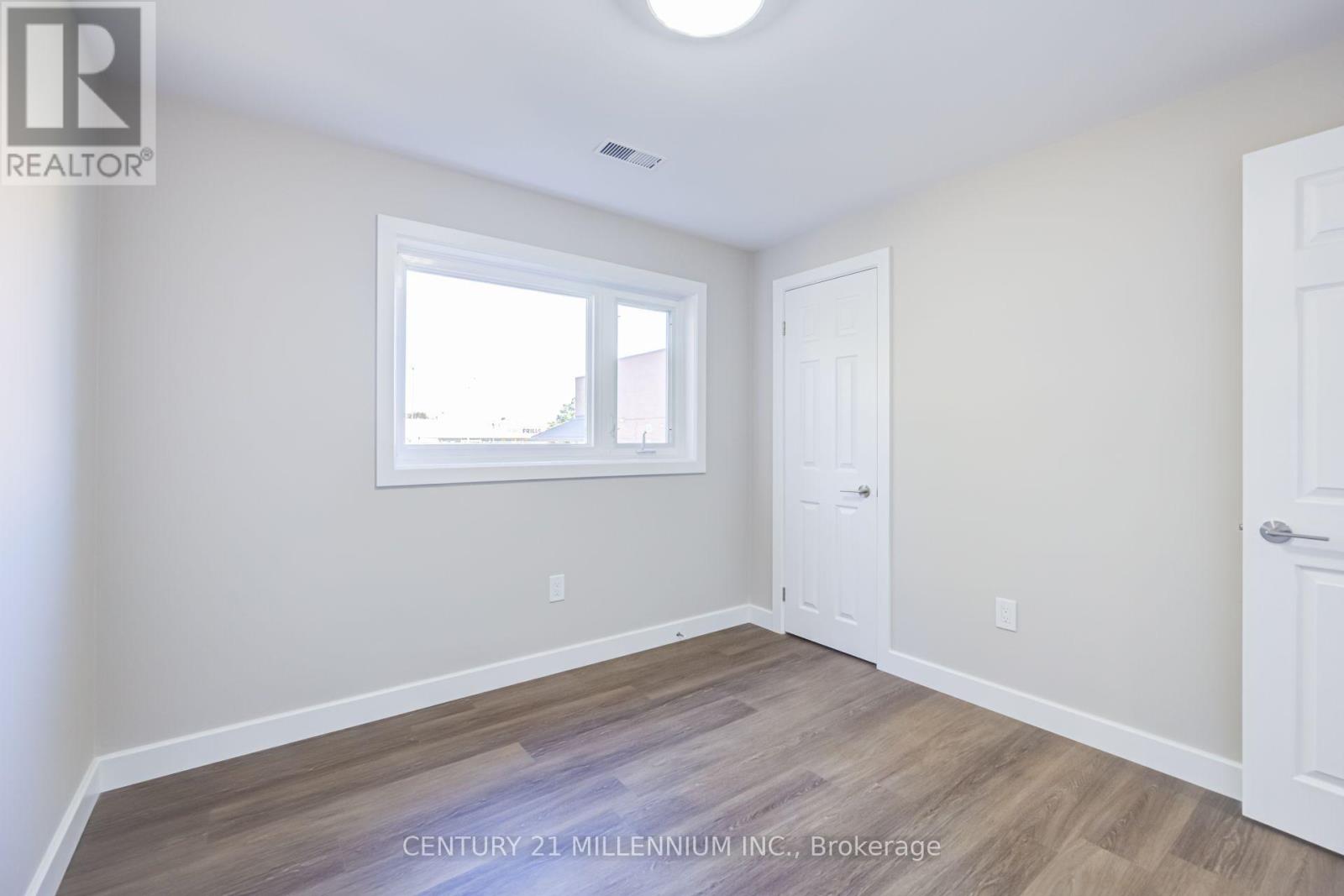 58 Isabella Street — photo 11