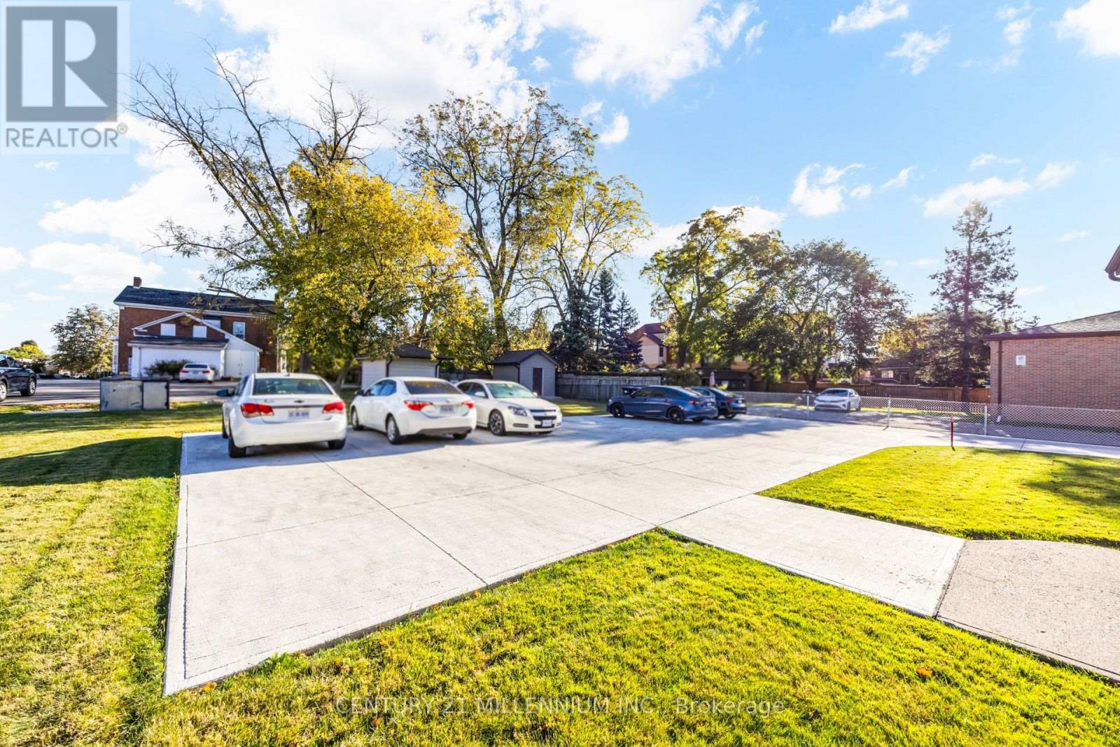 58 Isabella Street — photo 17