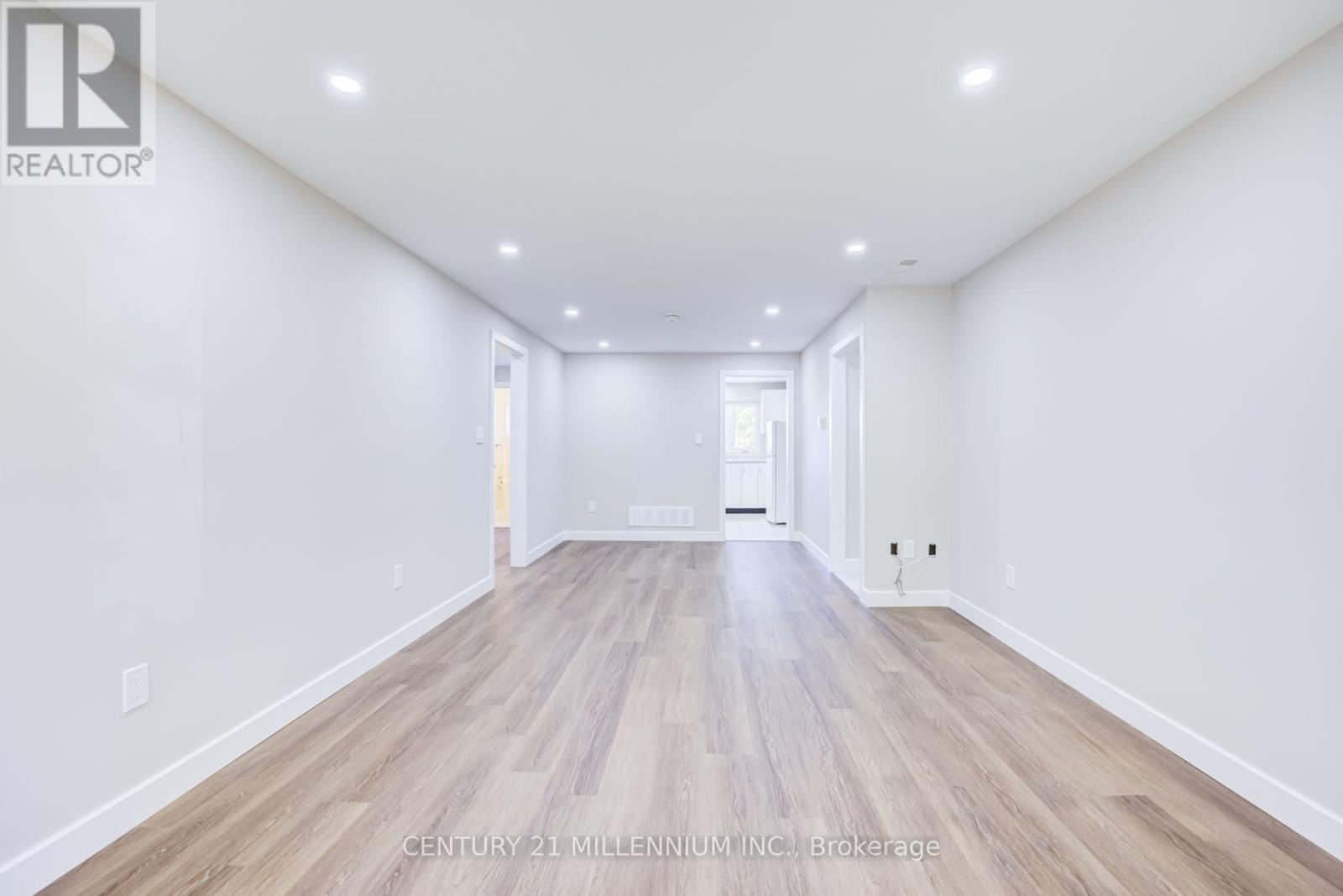 58 Isabella Street — photo 8
