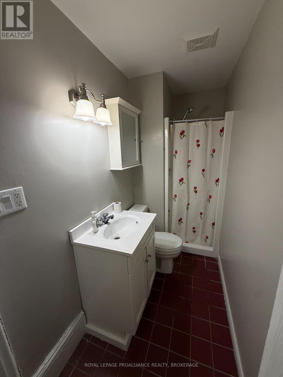 272 Wellington Street — photo 11