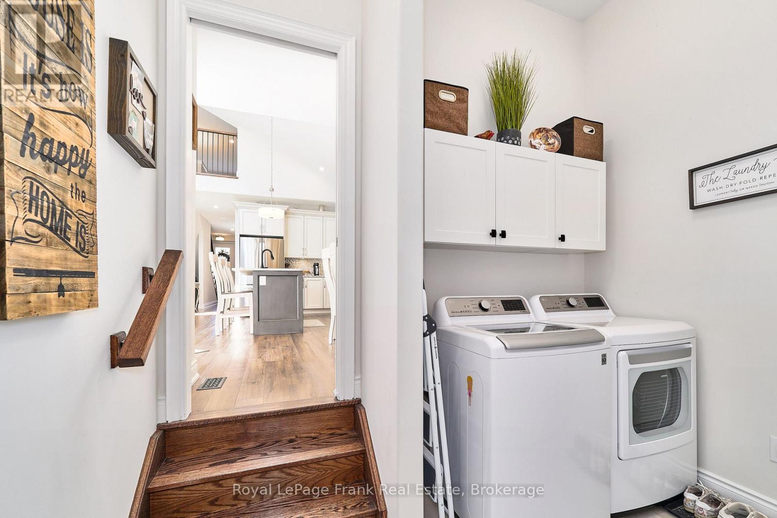 11 Drummond Street — photo 18