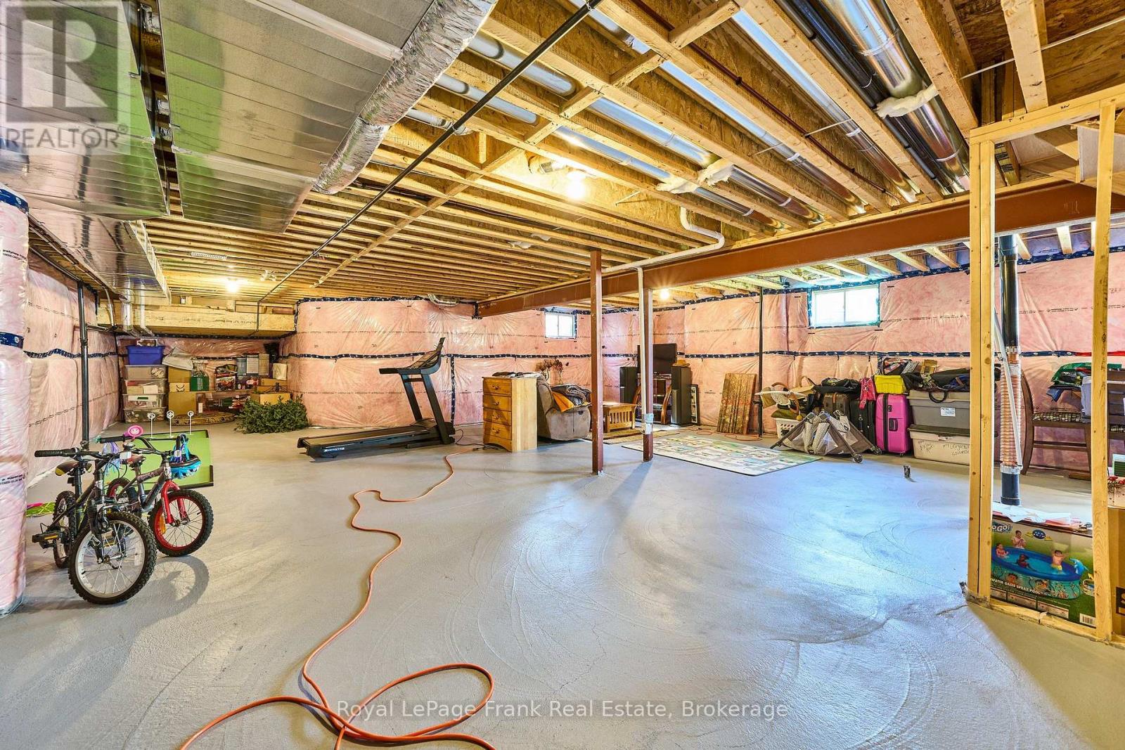 11 Drummond Street — photo 31