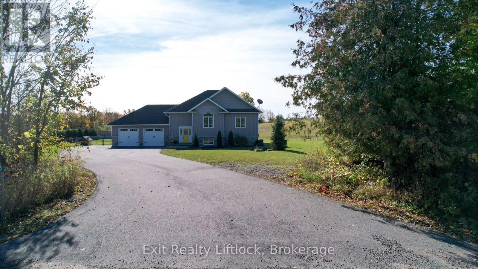 1479 Webster Road, Douro-Dummer, ON photo 2