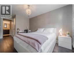 Foyer - 11931 Maitland Avenue, Windsor, ON N8P0B9 Photo 13