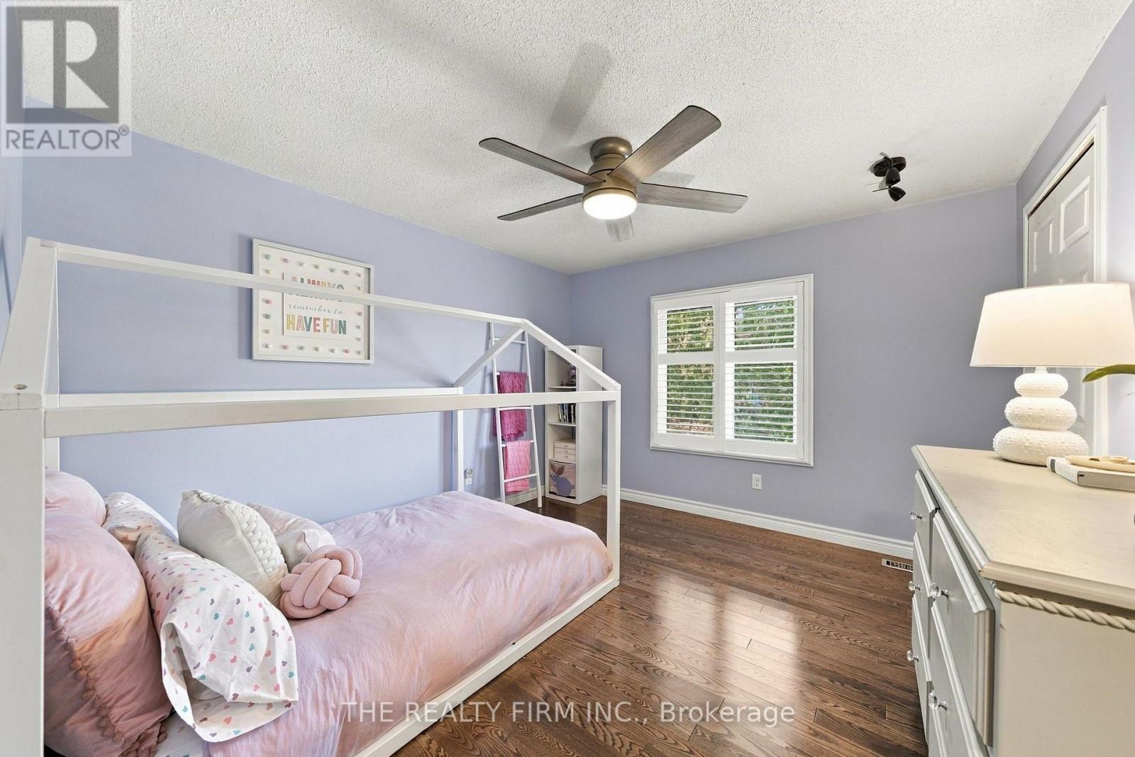 43 Fairlane Crescent — photo 28