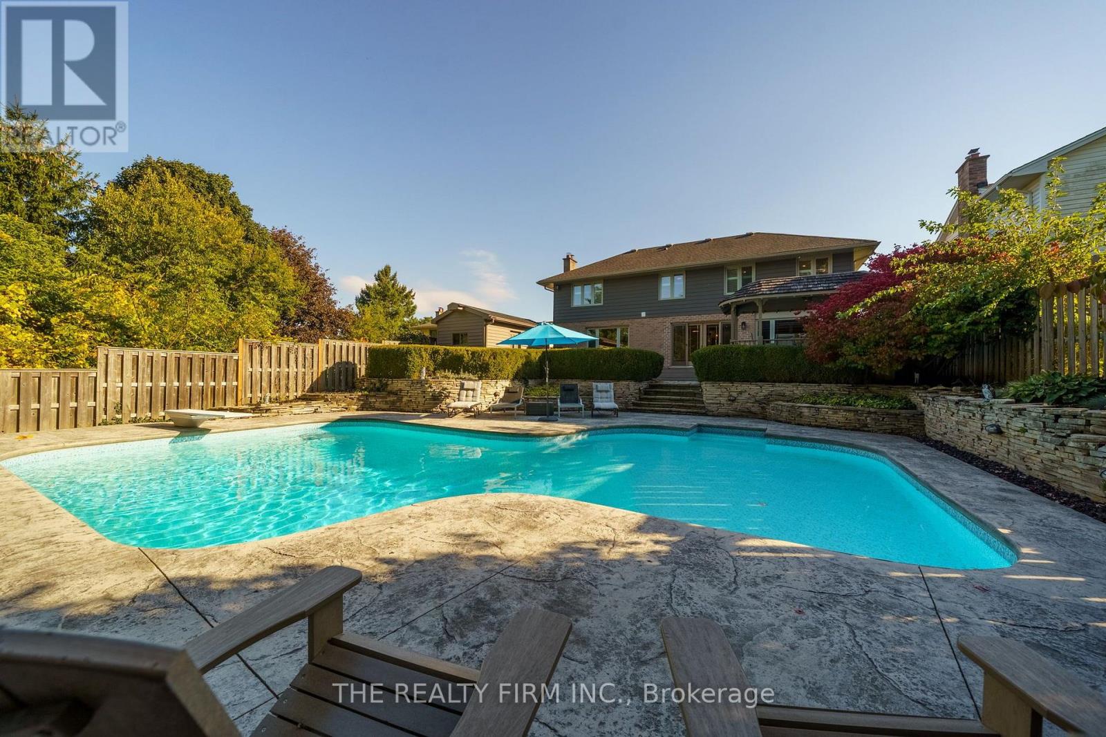 43 FAIRLANE CRESCENT - 39