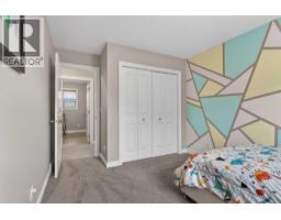 159 Sherwood Crescent NW - photo 30