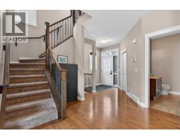 159 Sherwood Crescent NW - photo 7