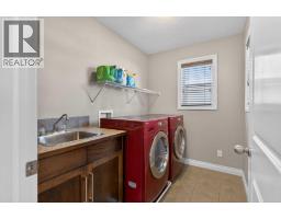 159 Sherwood Crescent NW - photo 36