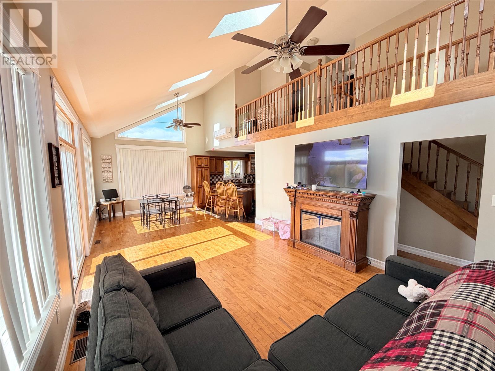 1 Lakeview Drive - 6