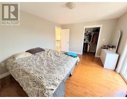 1 Lakeview Drive thumbnail 17