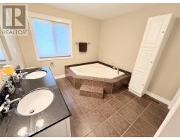 1 Lakeview Drive thumbnail 9