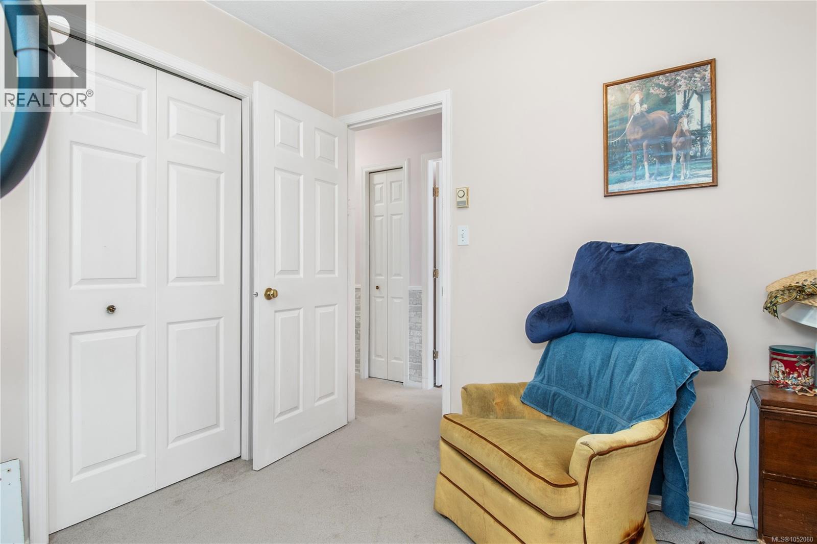 1667 Meadowbrook Dr - 27