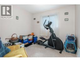 1667 Meadowbrook Dr, Campbell River, BC V9W7E7 Photo 25