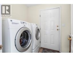 1667 Meadowbrook Dr, Campbell River, BC V9W7E7 Photo 31
