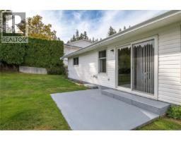1667 Meadowbrook Dr, Campbell River, BC V9W7E7 Photo 32