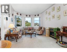 Family room - 1667 Meadowbrook Dr, Campbell River, BC V9W7E7 Photo 7