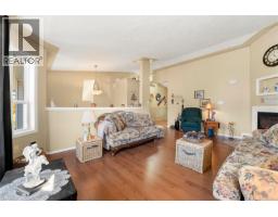 Living room - 1241 Mckinley Rd, Ladysmith, BC V9G1R2 Photo 10