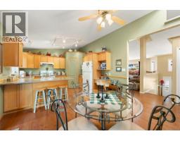 Kitchen - 1241 Mckinley Rd, Ladysmith, BC V9G1R2 Photo 15