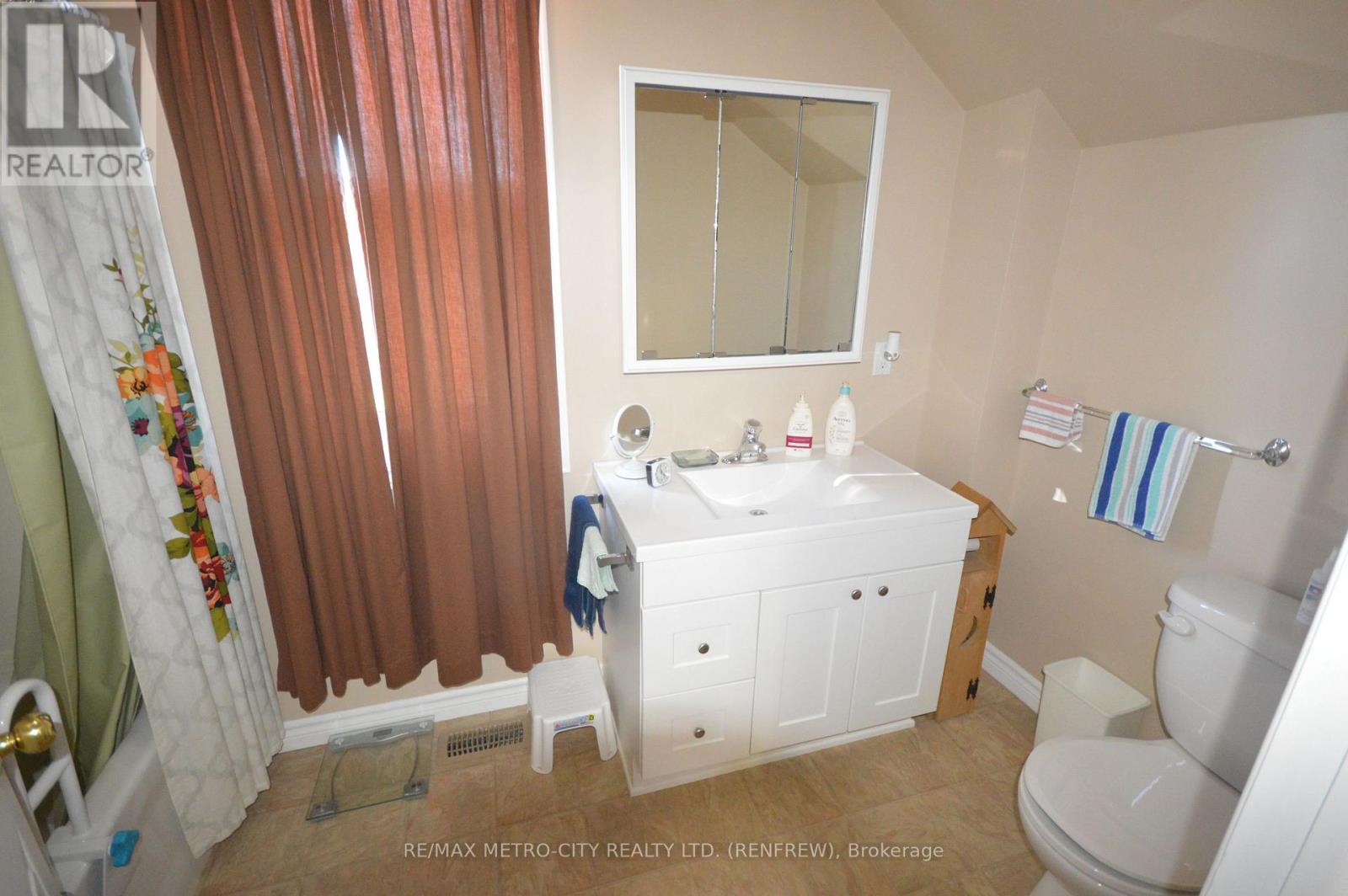 151 JUNE STREET - 10